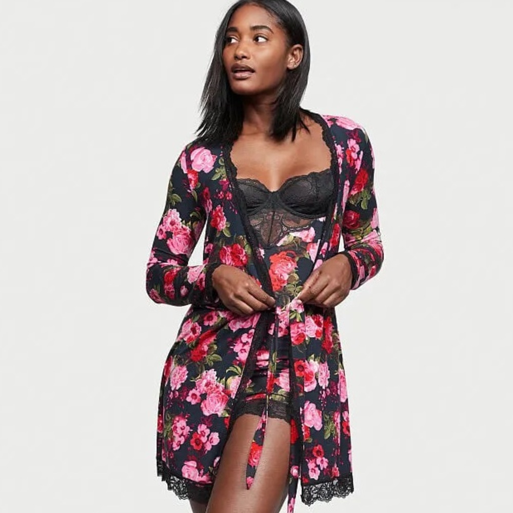 Victoria’s Secret Floral Robe